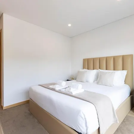 7 & Pool Geres Gateway - Portugal Active *